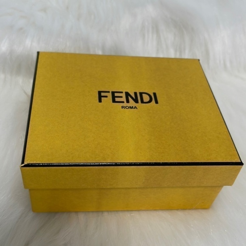 FENDI FUR Small leather LUXURY Crossbody bag authentic 100% - Picture 8 of 16